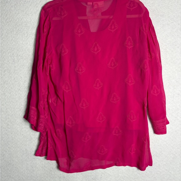 Chico ‘s Size 1 Pink Tunic
Tank Top Size 1 - Picture 3 of 3